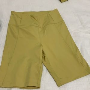 Pear High-Rise Bike Short